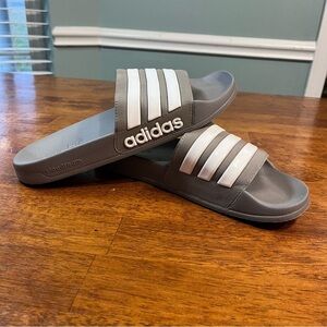 Men’s Adidas Slides Adilette shower shoes slides gray white stripe size 9